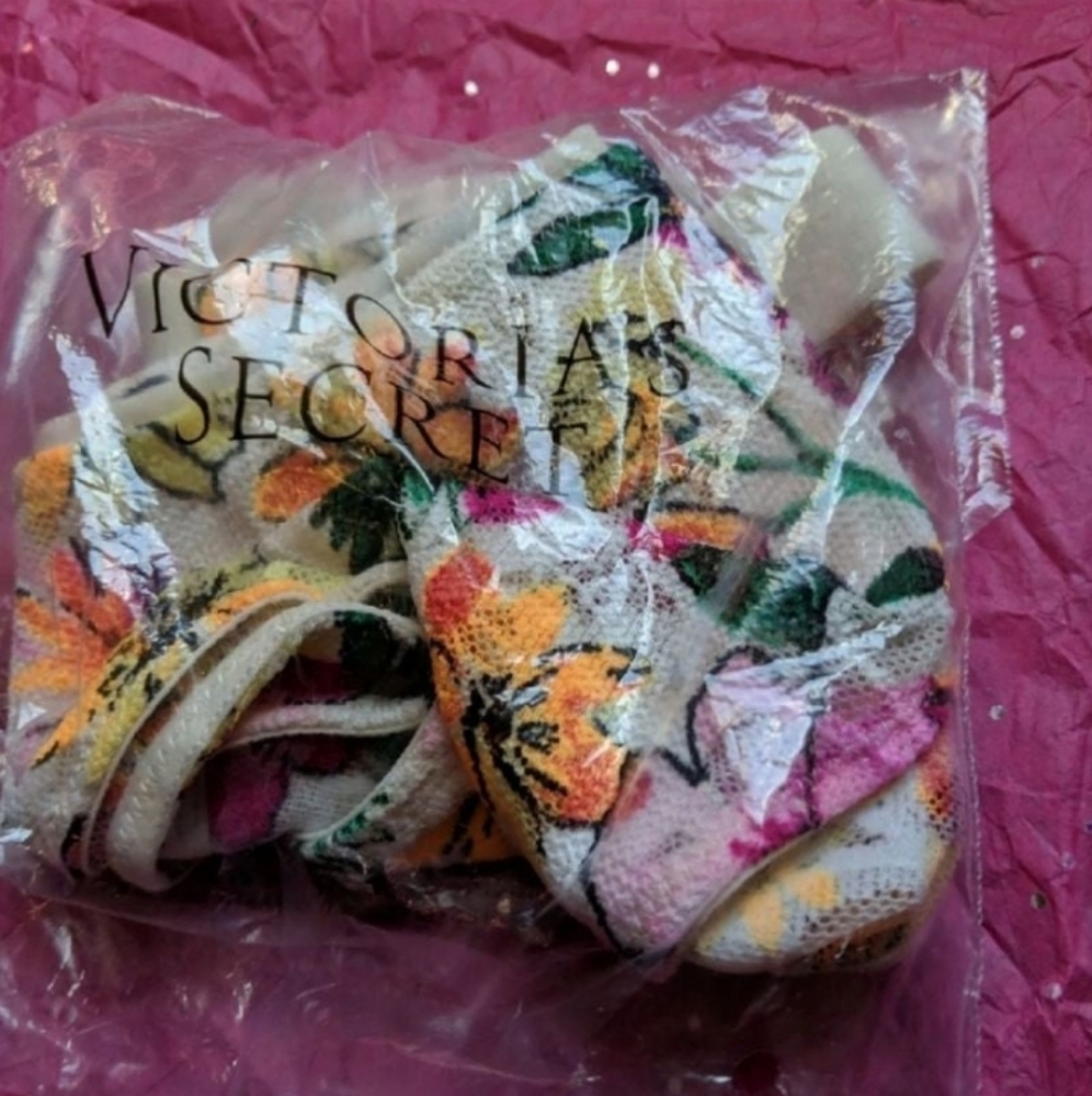 Victoricas secret brazilian panties